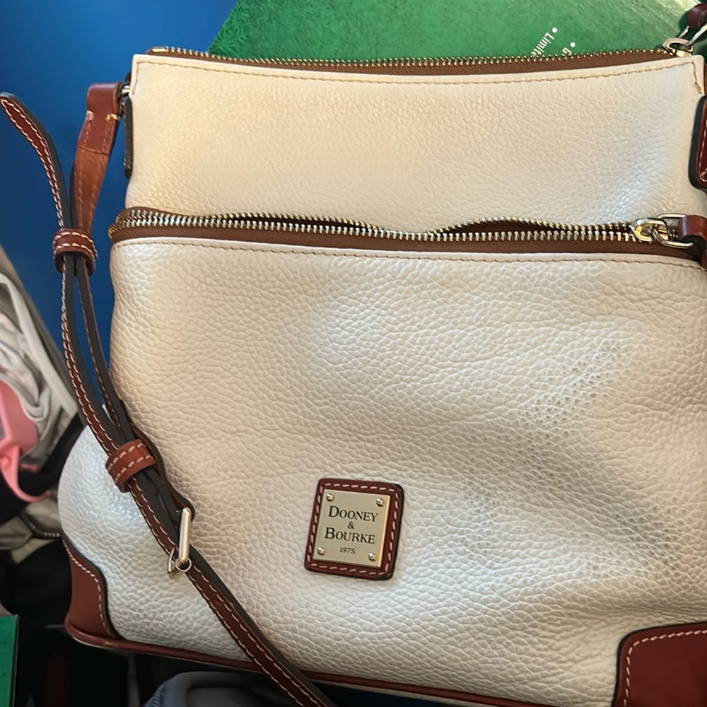 Tan pocket book
